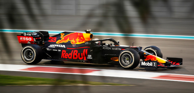 Red Bull sugli scudi ad Abu Dhabi,<br />Mercedes gi&agrave; avvertita per il 2021