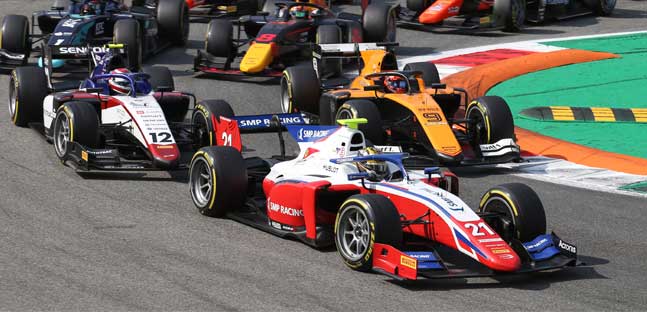 Fino al 2023 la Formula 2<br />conferma gli attuali 11 team