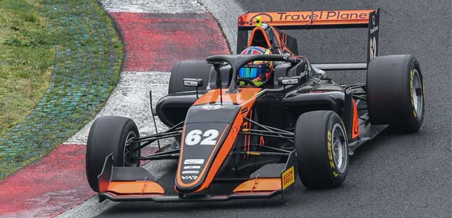 Vallelunga, libere 1<br />Hauger apre il weekend