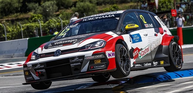 Altro ritiro dal WTCR,<br />se ne va il Loeb Racing