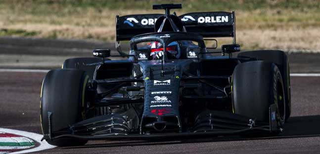 Shake-down per l'Alfa Romeo,<br />in pista a Fiorano c'&egrave; Raikkonen