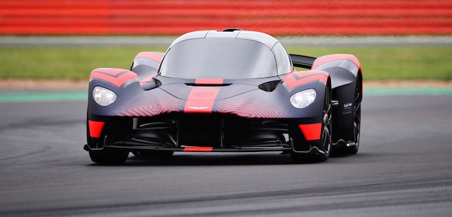 Nubi nere sull'Aston Martin Hypercar?