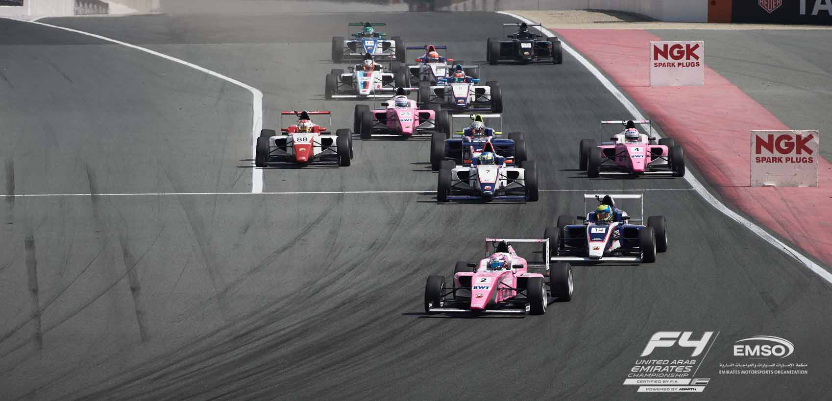 F4 UAE a Dubai, gara 1<br />Prima pole di Pizzi, vince Fluxa