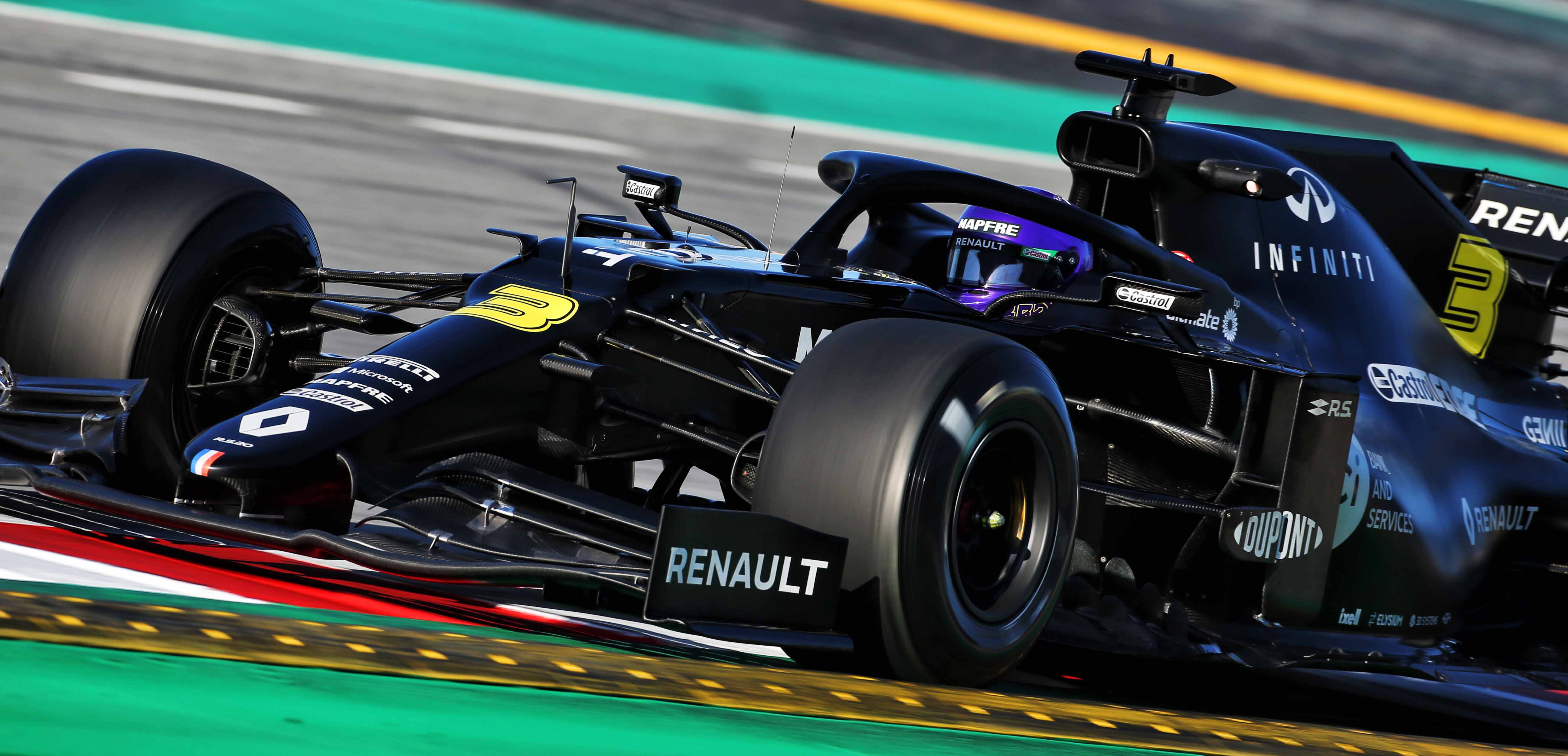 Ore 13 - Ricciardo al comando<br />Leclerc davanti a Hamilton