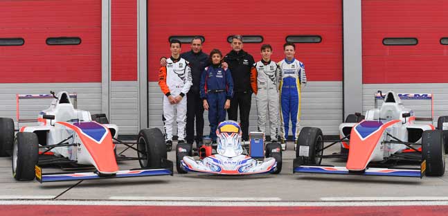Nasce la AKM Motorsport,<br />dal karting alla Formula 4