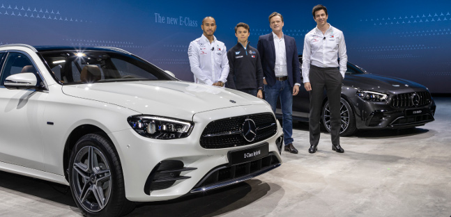 Mercedes, piano per l'ambiente:<br />CO2 del team F1 dimezzata nel 2022