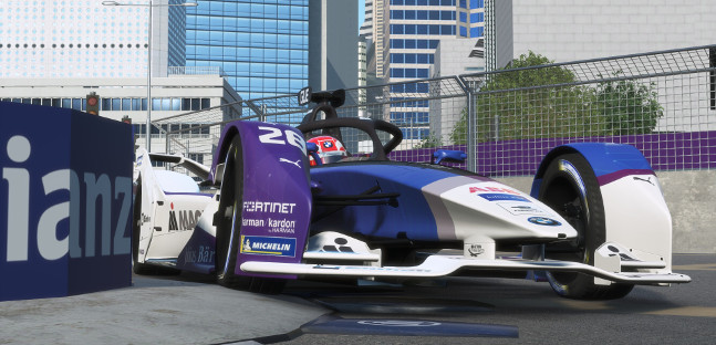 Formula E virtuale a Hong Kong:<br />Gunther, vittoria e primi 25 punti<br />