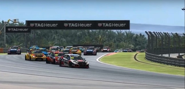 ESport WTCR Series, Sepang<br />Vittoria a Guerrieri, campionato a B&aacute;ldi<br />