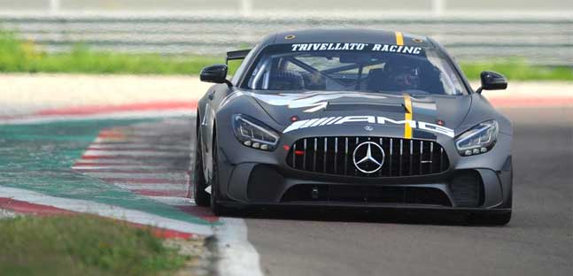 Villorba e Trivellato assieme<br />con tre Mercedes AMG GT4