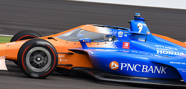 Indy, 2° giorno - Dixon al top<br />Alonso a muro: il video del crash