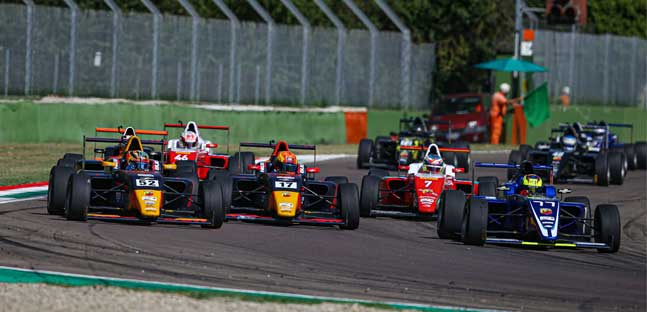 Anteprima<br />Due gare F4 extra a Imola con la F1,<br />Aci Sport e WSK ci stanno lavorando