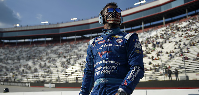 Michael Jordan lancia il suo <br />team e prende Bubba Wallace