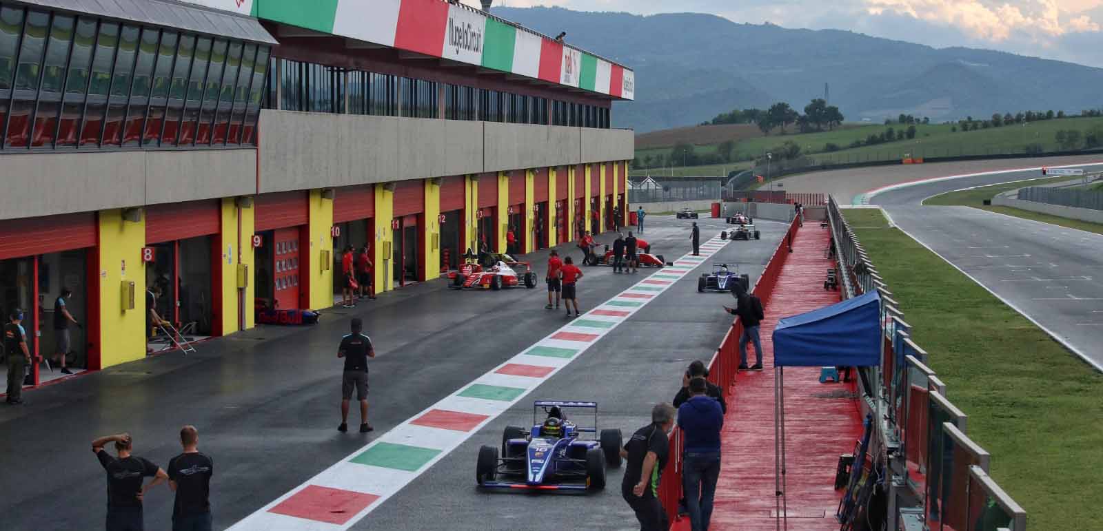 Mugello, 1° giorno<br />Beganovic e Min&igrave; per Prema