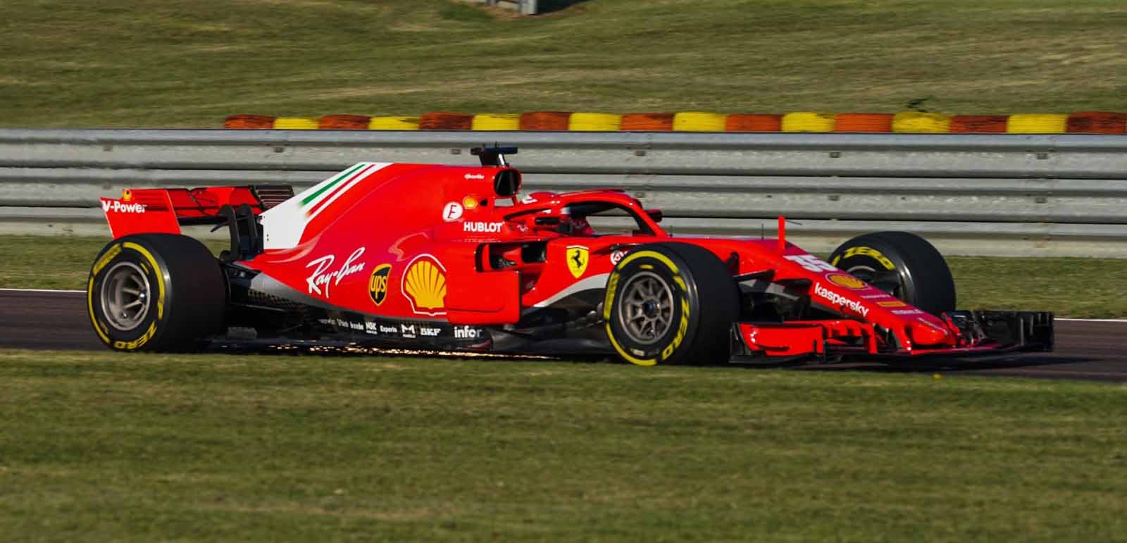 Schumacher, Ilott e Shwartzman <br />in pista a Fiorano con la SF71H