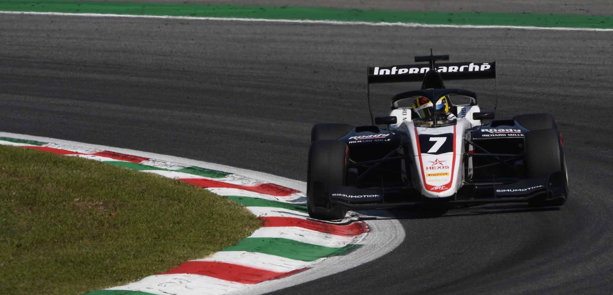 Monza - Qualifica<br />Pourchaire in pole
