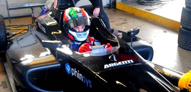 Test a Brands Hatch nella<br />F4 inglese per Rinicella