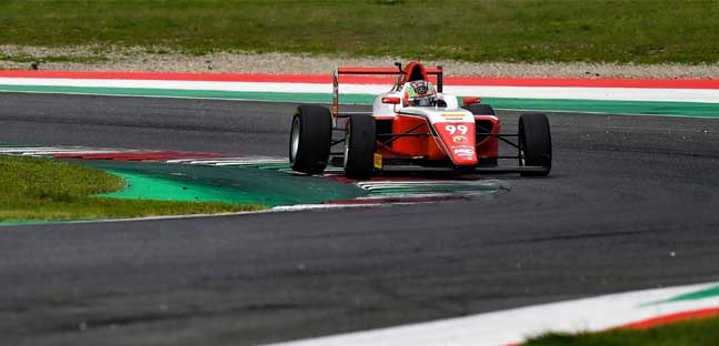 Mugello, libere 2<br />Antonelli stupisce