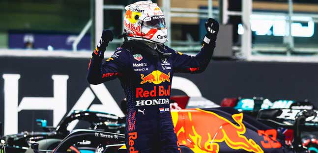 La sfida finale - Qualifica<br />Verstappen super pole, Hamilton a 0"371