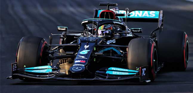 Jeddah - Libere 1<br />Hamilton e Verstappen, subito duello<br />