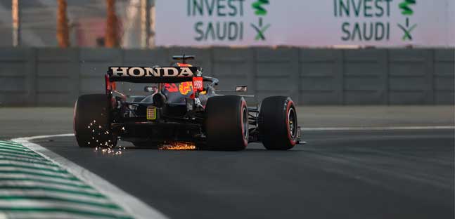 Jeddah - Libere 3<br />Verstappen spaventa Hamilton