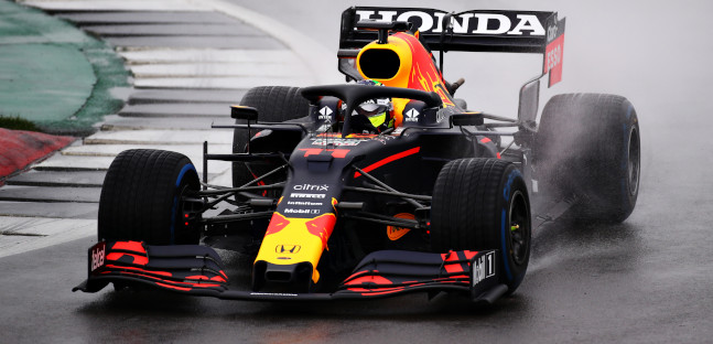 Primi km in Red Bull per Perez,<br />prove a Silverstone con l'auto 2019