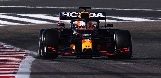 Sakhir - Libere 3<br />Verstappen spaventa Hamilton