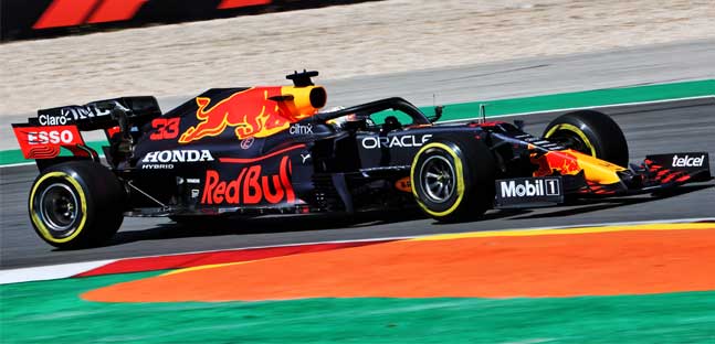 Portimao - Libere 3<br />Verstappen sfida la Mercedes