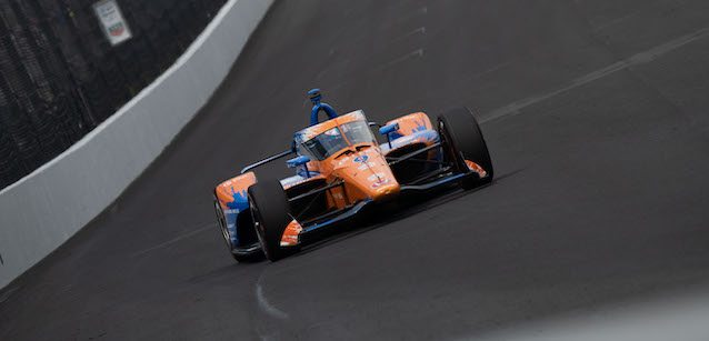 Indy, Fast Friday<br />Dixon velocissimo, dominio Honda