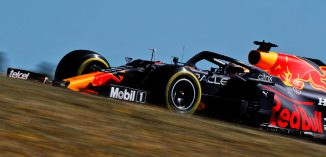 La Red Bull incassa la sconfitta:<br />"Portimao era una pista Mercedes"