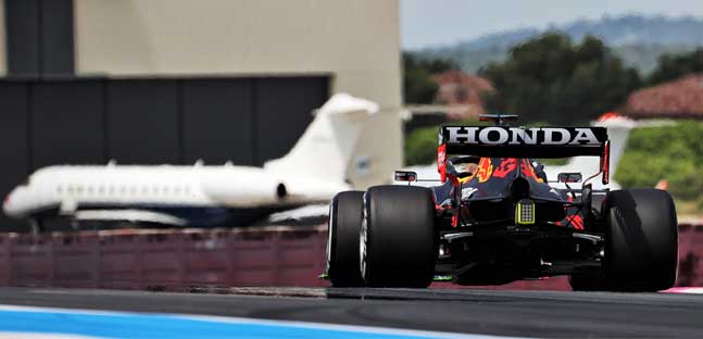 Le Castellet - Libere 3<br />Verstappen pronto al decollo