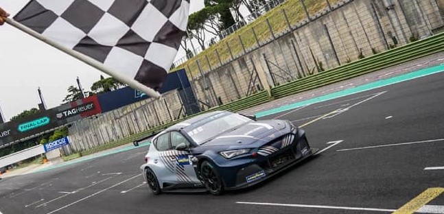 PURE ETCR – Vallelunga <br />Azcona e Cupra aprono la nuova era