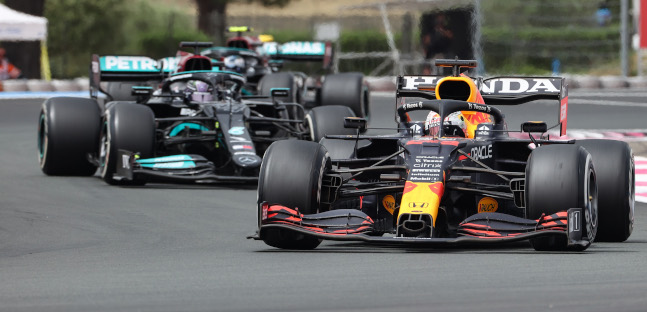 Red Bull allunga su Mercedes,<br />qualcosa sta davvero cambiando?