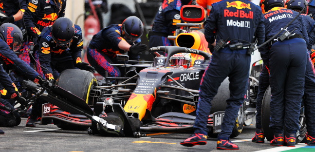 Pit-stop F1, la FIA li rallenta:<br />nuove misure dal GP d'Ungheria