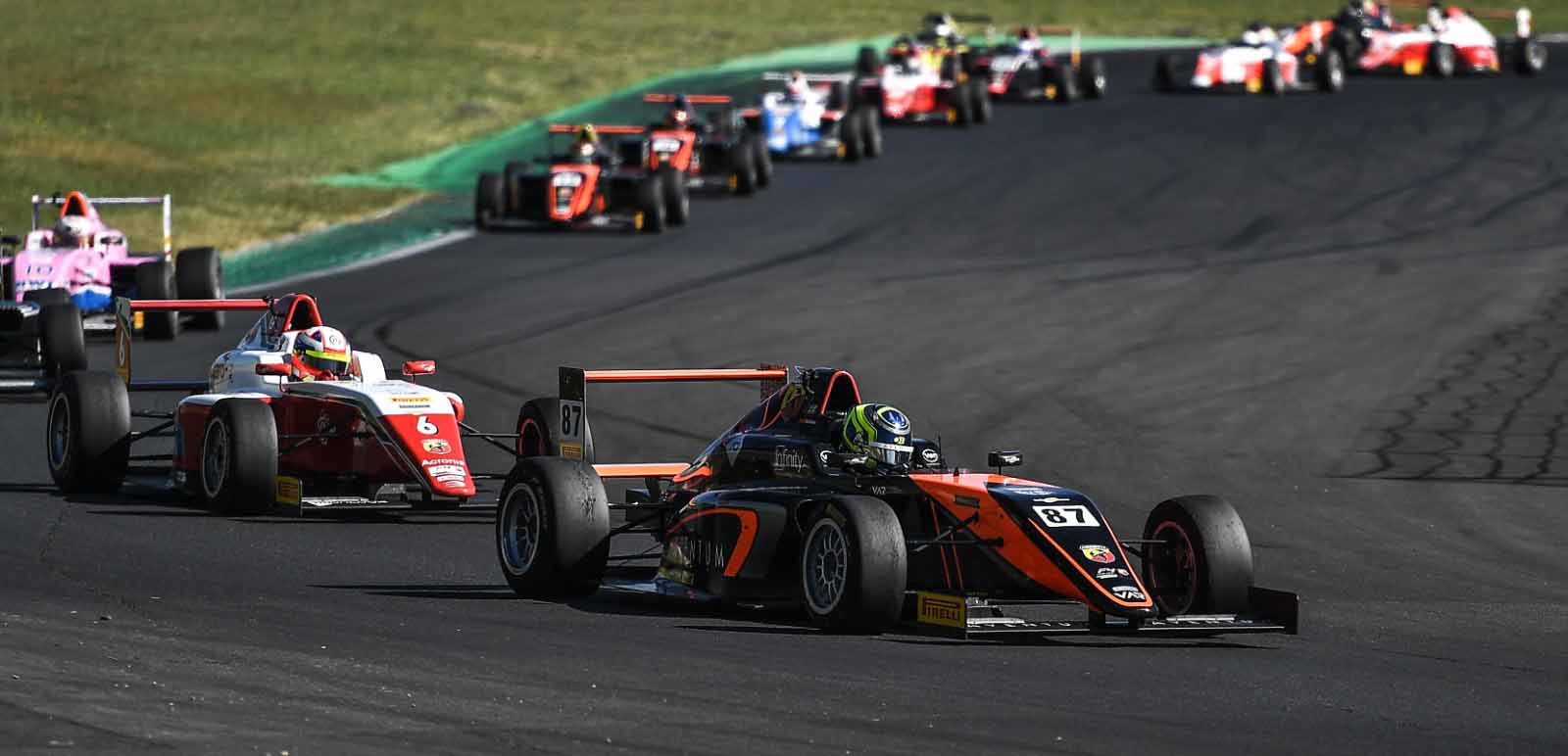 Vallelunga - Gara 1<br />Terza vittoria di fila per Bearman 