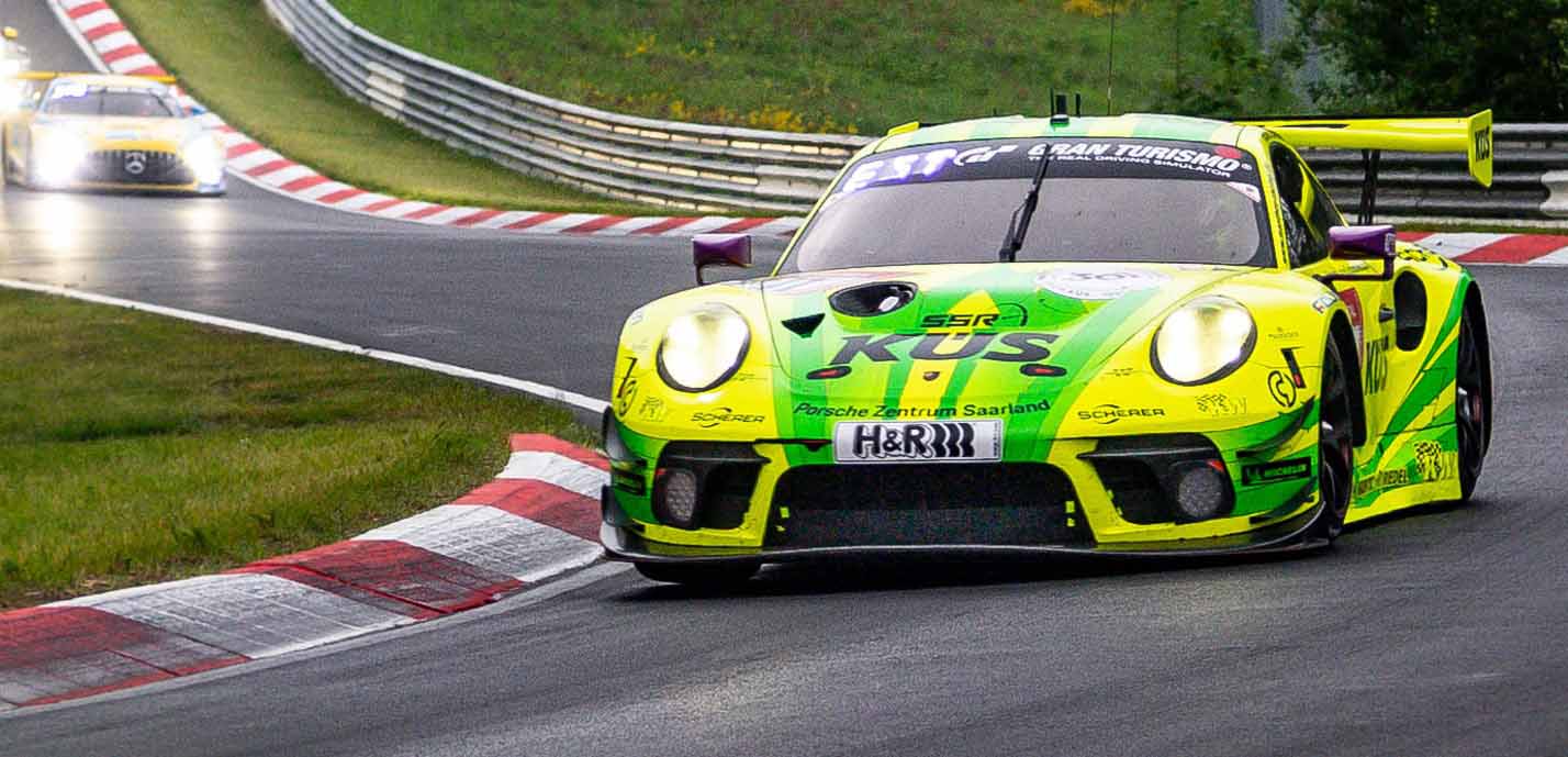 24 ore del Nurburgring <br />Vince la Porsche-Manthey di Cairoli