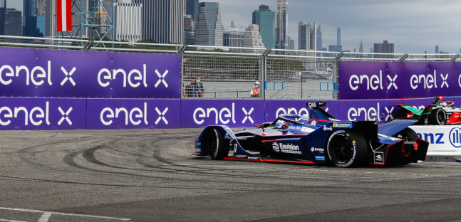 New York - Qualifica 1<br />Seconda pole di Cassidy, Mortara ultimo