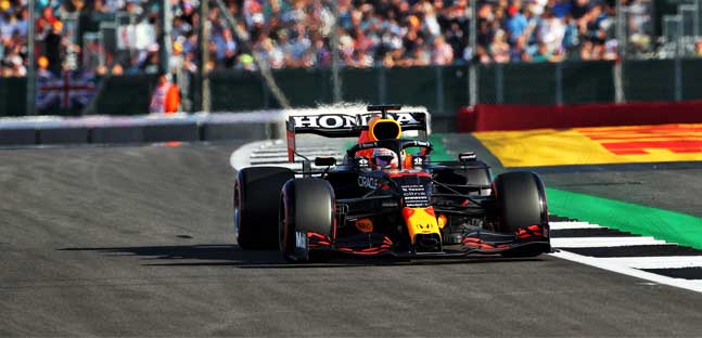 Silverstone - Libere 2<br />Verstappen, poi le Ferrari