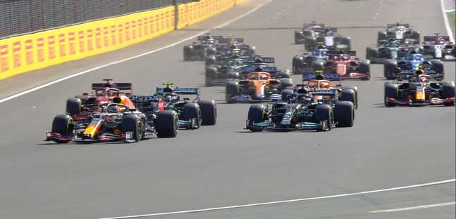 Silverstone - Gara Sprint<br />Verstappen vince in partenza