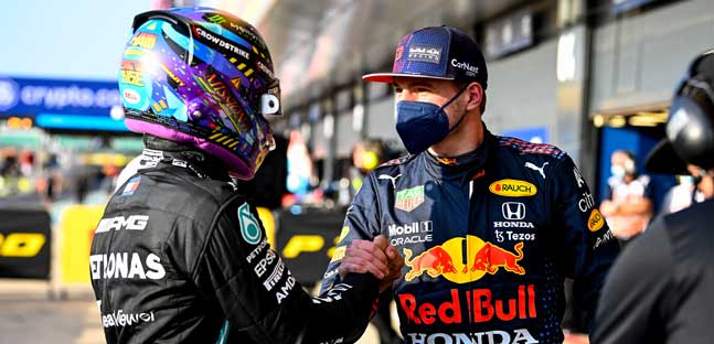 Hamilton aperto al confronto con Max<br />Per Alonso e Leclerc incidente di gara