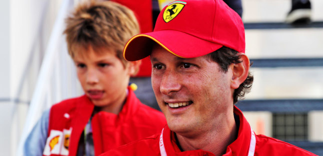 Il presidente Ferrari Elkann<br />starter alla 24 Ore di Le Mans