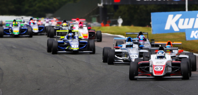 British F4 a Oulton Park<br />Un successo per il leader Hedley