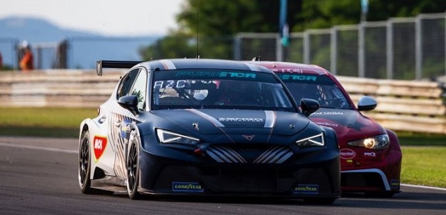 PURE ETCR – Hungaroring <br />Azcona vince, Eng convince <br />