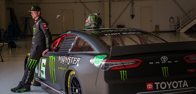 Kurt Busch con Wallace da 23XI