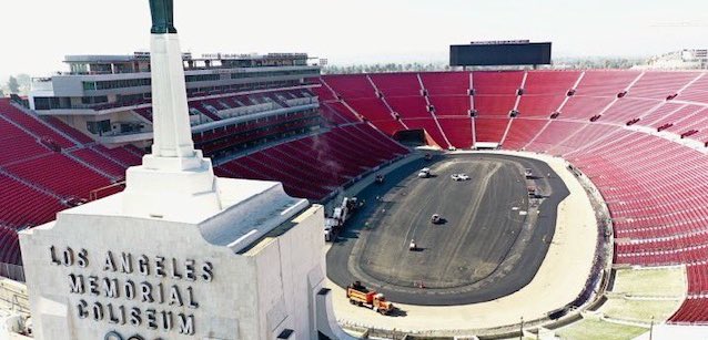 LA Coliseum pronto per il Busch Clash<br />Un'apertura... da stadio