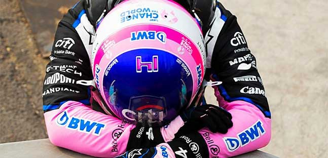 Alonso (frustrato) non perde <br />tempo per criticare Hamilton