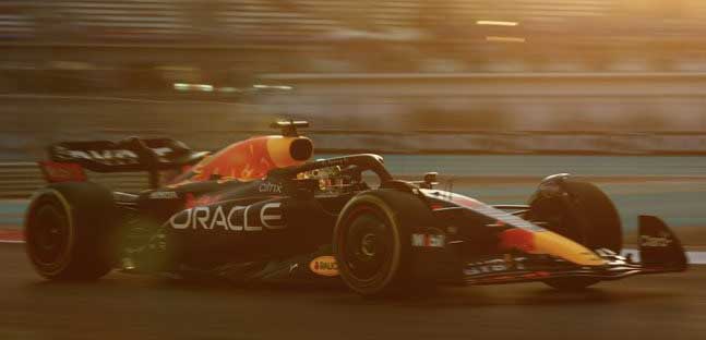 Yas Marina - Libere 2<br />Verstappen lascia il segno