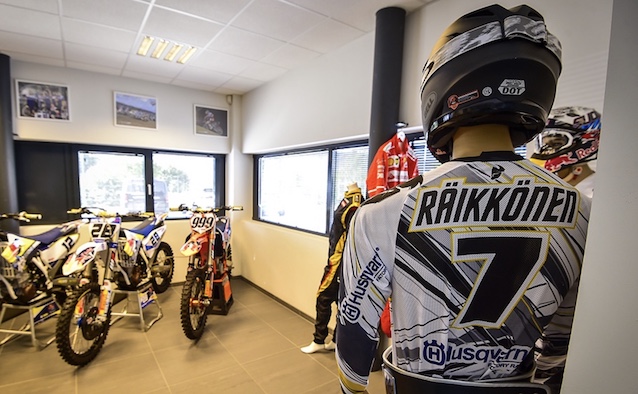 Raikkonen rilancia sul motocross<br />Ice1 squadra ufficiale Kawasaki