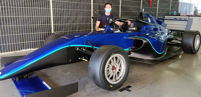 Escotto con Cram nella Formula 4 UAE