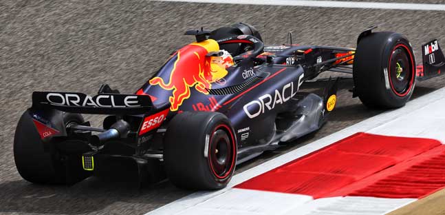Test a Sakhir - 3° giorno<br />Verstappen strappa la "pole" a Leclerc