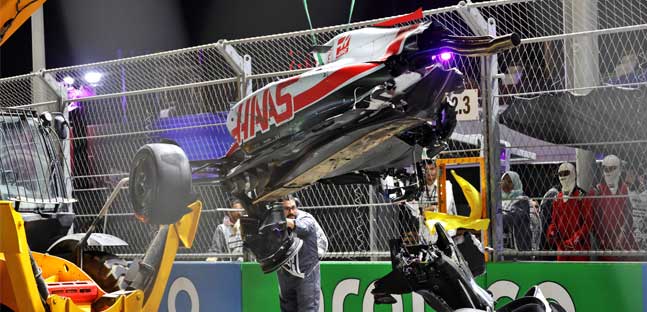 Schumacher non correr&agrave; a Jeddah